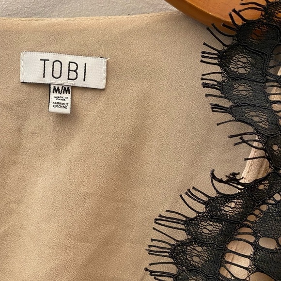 NWT Tobi Black Lace Nude Cap Sleeve Tie Front Dress - Picture 4 of 12